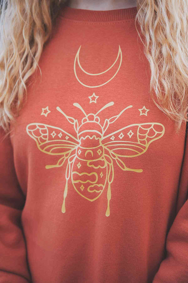 Lunar Bee Oversized Sweatshirt RUST