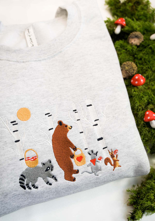 Mushroom Picking Embroidered Sweatshirt - LIGHT GRAY
